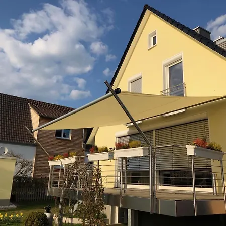 Komfortable Am Kaiserkreuz Appartement *